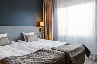 Foto: Jimmy Eriksson, Kocksgatan 17K, 116 24 Stockholm, 070-373 44 29, info@jimmyeriksson.se Scandic Star Sollentuna, room standard